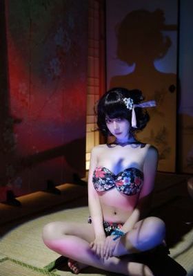 半人半鬼之女鬼上床
